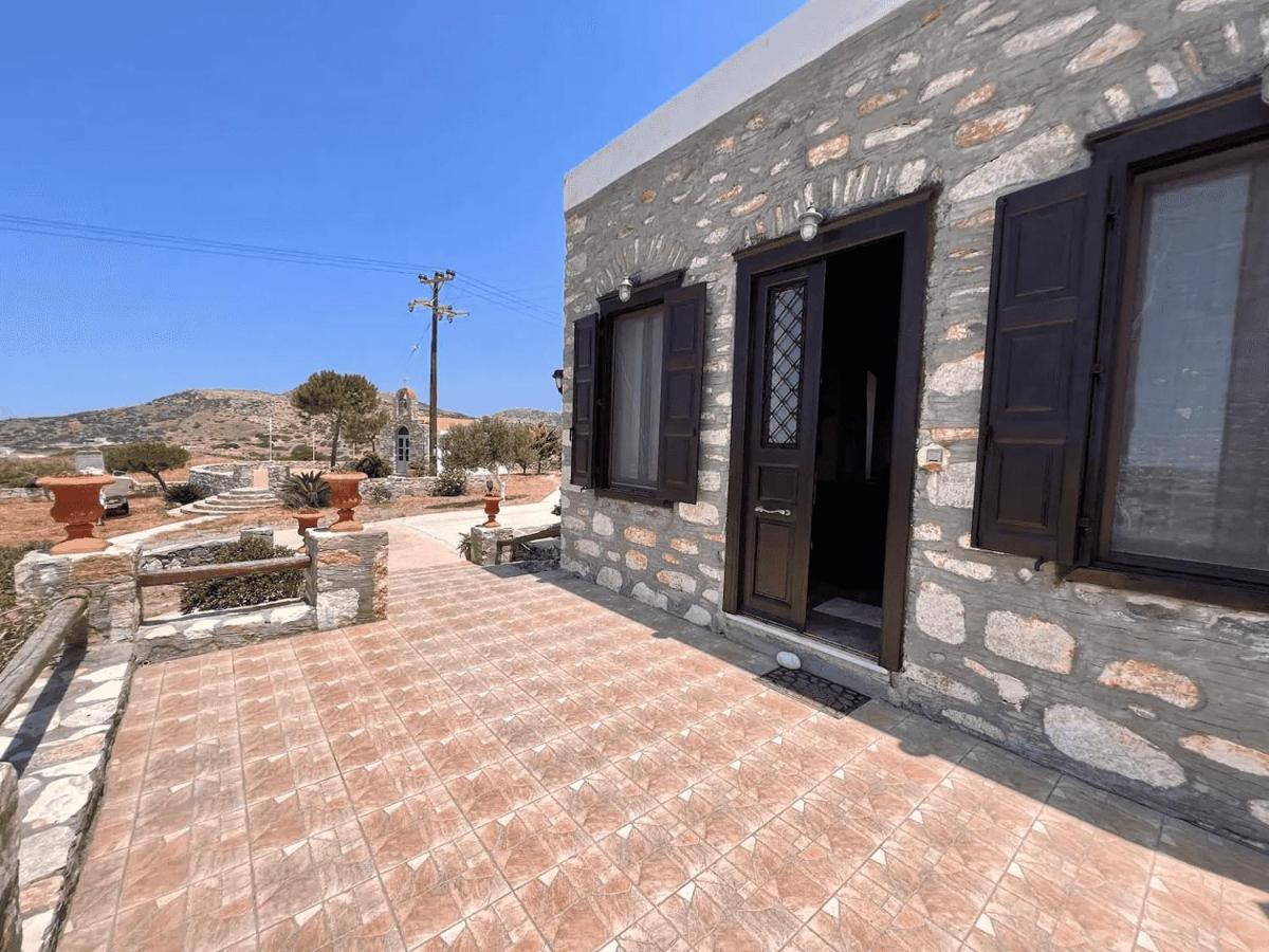 Πέτρινο Εξοχικό Σπίτι Στη Σύρο Agros  ภายนอก รูปภาพ